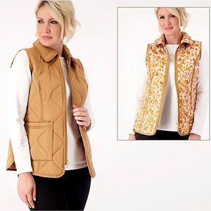 Reversible water resistant vest in toffee and toffee print.  Medium NWOT